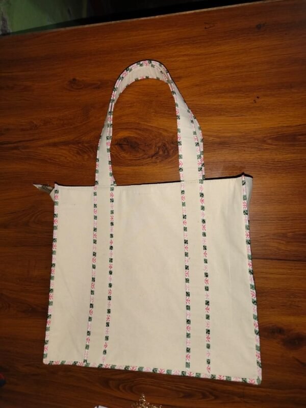 Piping Tote Bag.